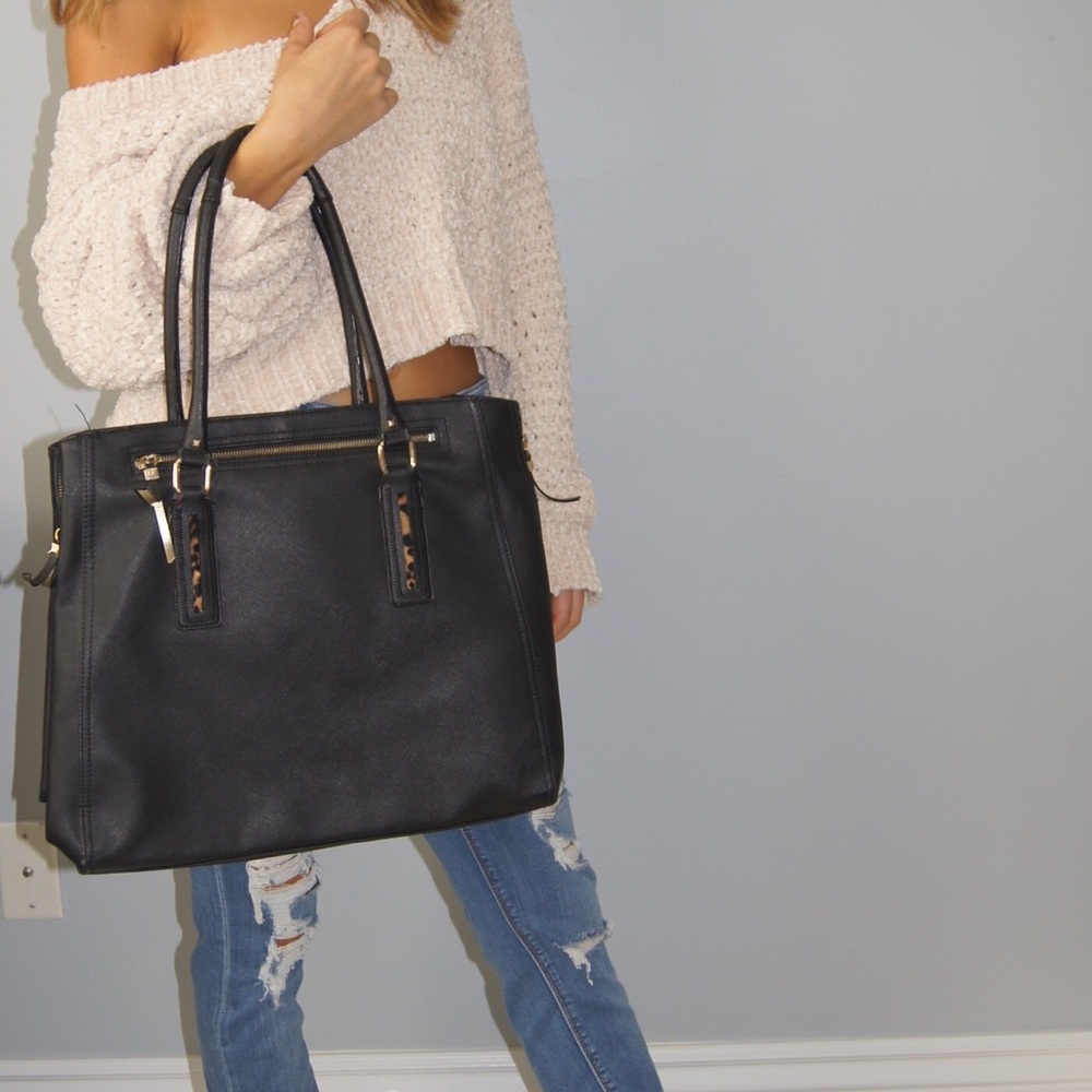 Back Stella and dot purse